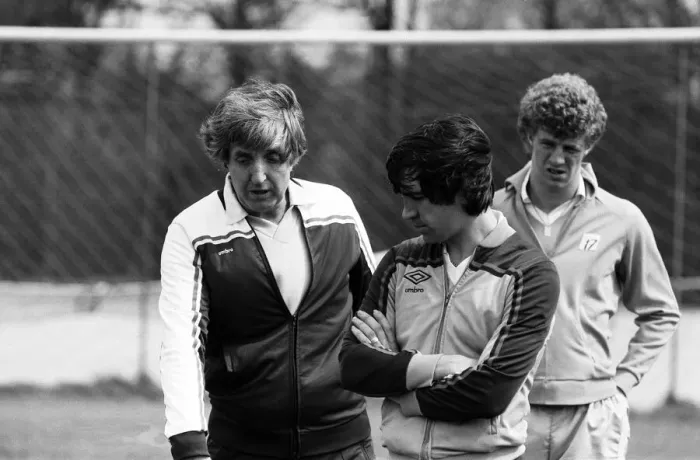 Framed Print : John Bond, Manchester City Football Manager, conducts training session, May 1981 Framed Print : John Bond, Manchester City Football Manager, conducts training session, May 1981