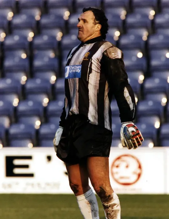 Framed Print : John Burridge Goalkeeper for Queen of the South Football Club circa August 1996 Framed Print : John Burridge Goalkeeper for Queen of the South Football Club circa August 1996