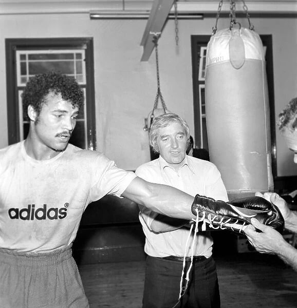 John Conteh (Boxer) in action training. August 1974 S74-4883-001
