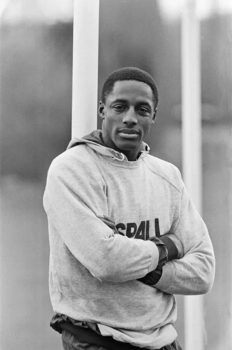 Framed Print : John Fashanu, pictured during a training session for Wimbledon Football Club Framed Print : John Fashanu, pictured during a training session for Wimbledon Football Club