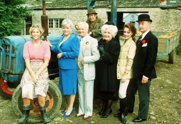 Framed Print : John Inman with fellow members of the cast of the new series Framed Print : John Inman with fellow members of the cast of the new series