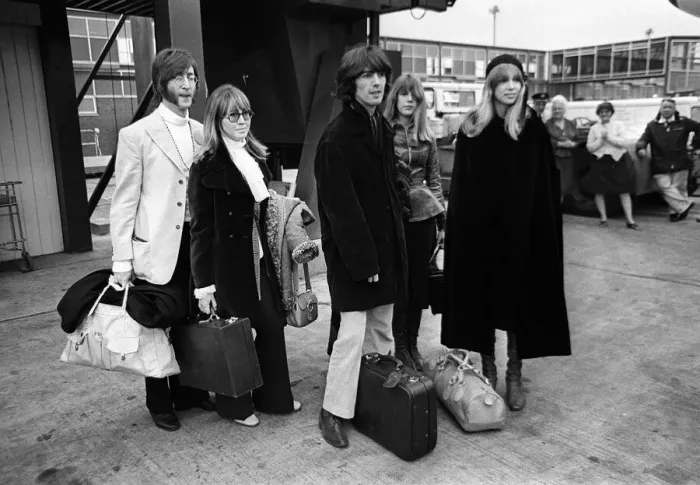 Framed Print : John Lennon Feb 1968 and Cynthia Lennon and George Harrison off to India