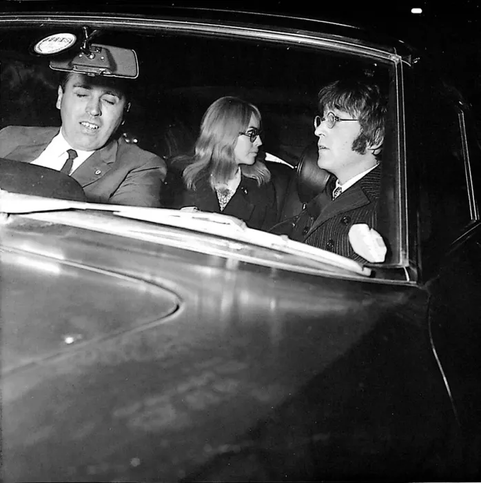 Framed Print : John Lennon with wife Cynthia leave the New London Synagogue, St