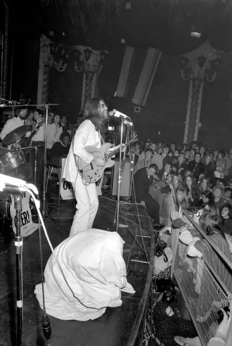 Framed Print : John Lennon and yoko Ono on stage at the Lyceum. John was playing live for Framed Print : John Lennon and yoko Ono on stage at the Lyceum. John was playing live for