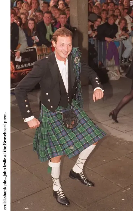 Framed Print : John Leslie at the premiere of the film Braveheart wearing tartan kilt Highland dress Framed Print : John Leslie at the premiere of the film Braveheart wearing tartan kilt Highland dress