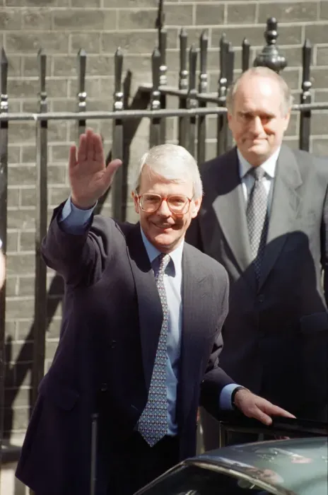Framed Print : John Major, former Conservative Prime Minister leaves number 10 Downing Street after Framed Print : John Major, former Conservative Prime Minister leaves number 10 Downing Street after