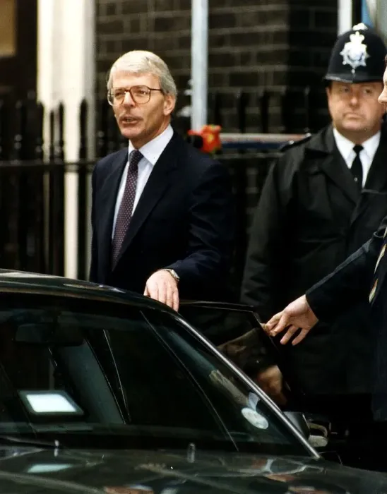 Framed Print : John Major MP Prime Minister outside No 10 Downing Street Framed Print : John Major MP Prime Minister outside No 10 Downing Street