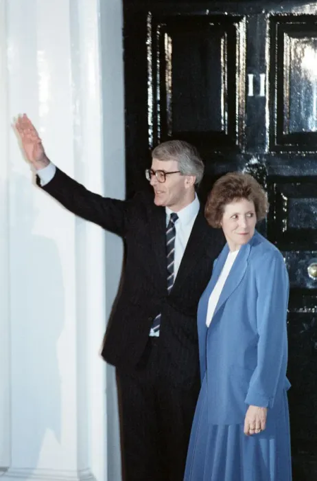 Framed Print : John Major outside 10 Downing Street after winning the Conservative leadership battle