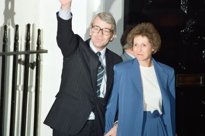 Framed Print : John Major outside 10 Downing Street after winning the Conservative leadership battle