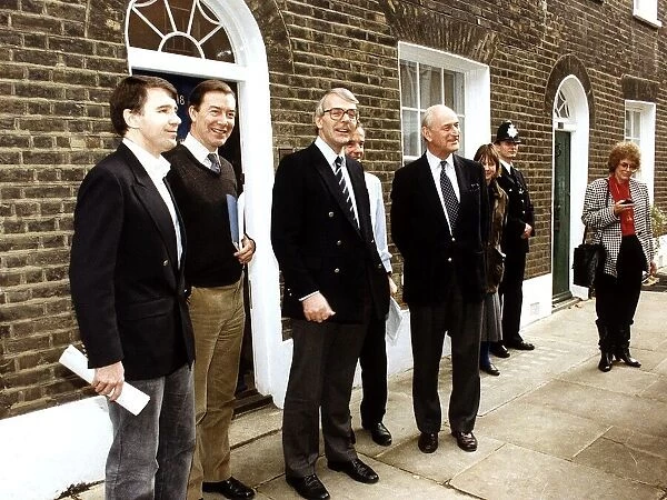 John Major outside his Leadership Campaign Headquarters in London 1990