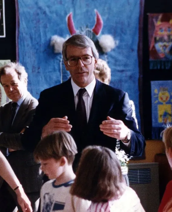 Framed Print : John Major Prime Minister with children during election campaign 1992 Framed Print : John Major Prime Minister with children during election campaign 1992