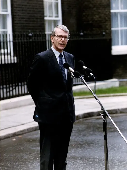 Framed Print : John Major speaking to the press outside No 10 Downing Street