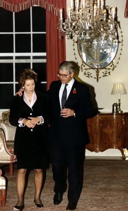 Framed Print : John Major with his wife walking through drawing room at 10 Downing Street Framed Print : John Major with his wife walking through drawing room at 10 Downing Street