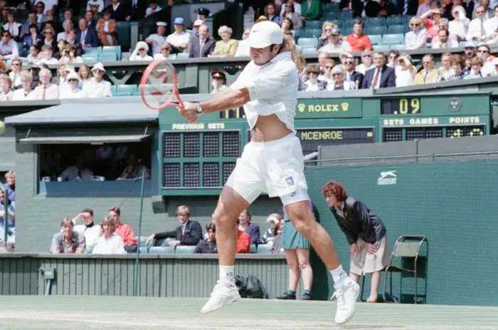 Framed Print : John McEnroe v Andre Agassi, Wimbledon Mens Semi-Final, Lawn Tennis Club, Wimbledon