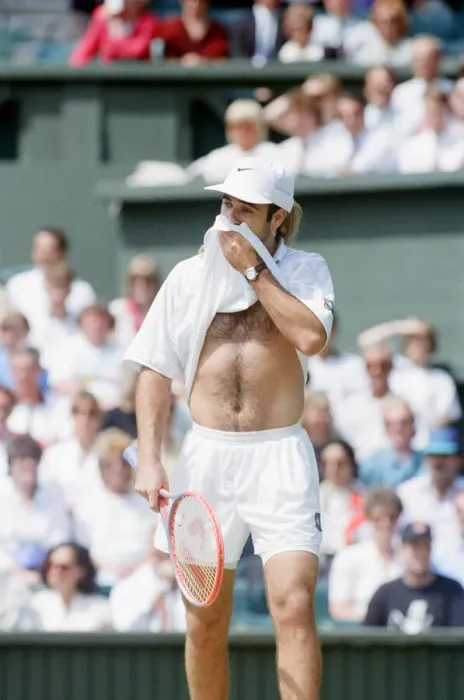 Framed Print : John McEnroe v Andre Agassi, Wimbledon Mens Semi-Final, Lawn Tennis Club, Wimbledon