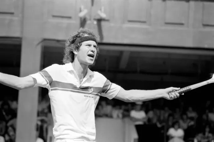 Framed Print : John McEnroe v Tom Gullikson, first round match at Wimbledon on Court Number One Framed Print : John McEnroe v Tom Gullikson, first round match at Wimbledon on Court Number One