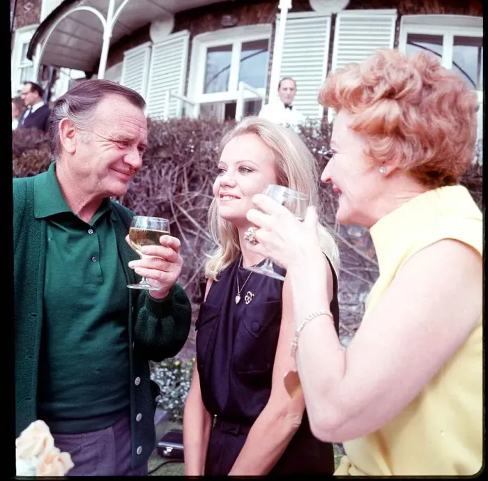 Framed Print : John Mills actor and wife Mary Haley Bell toast their daughter Hayley on her 21st Framed Print : John Mills actor and wife Mary Haley Bell toast their daughter Hayley on her 21st