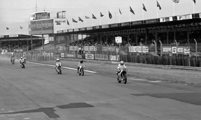 Framed Print : John Player Grand Prix at Silverstone 14th August 1976 Framed Print : John Player Grand Prix at Silverstone 14th August 1976