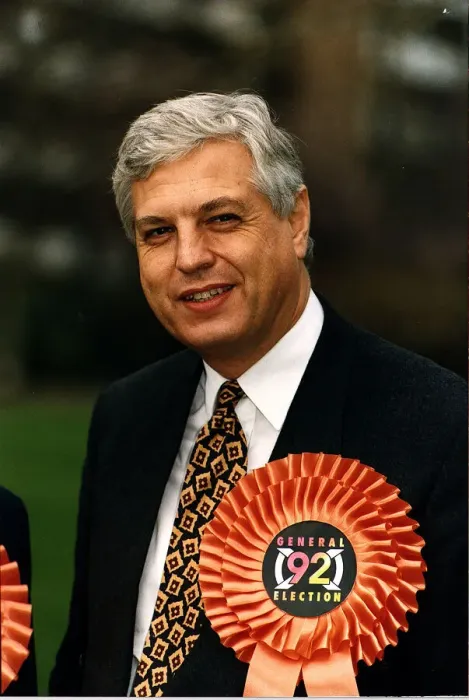 Framed Print : John Simpson BBC Television Anouncer as part of the Election Team Framed Print : John Simpson BBC Television Anouncer as part of the Election Team