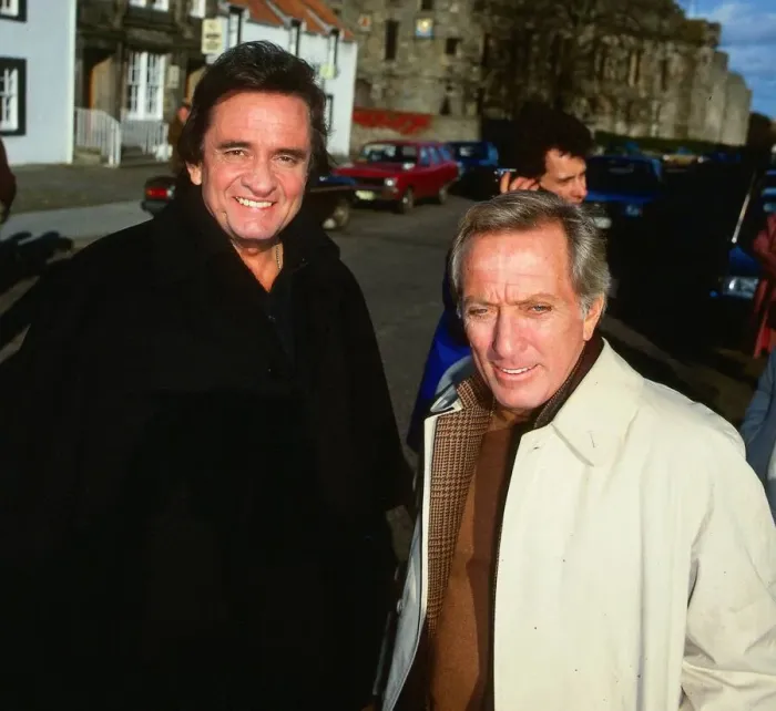 Framed Print : Johnny Cash with Andy Williams October 1981 Framed Print : Johnny Cash with Andy Williams October 1981