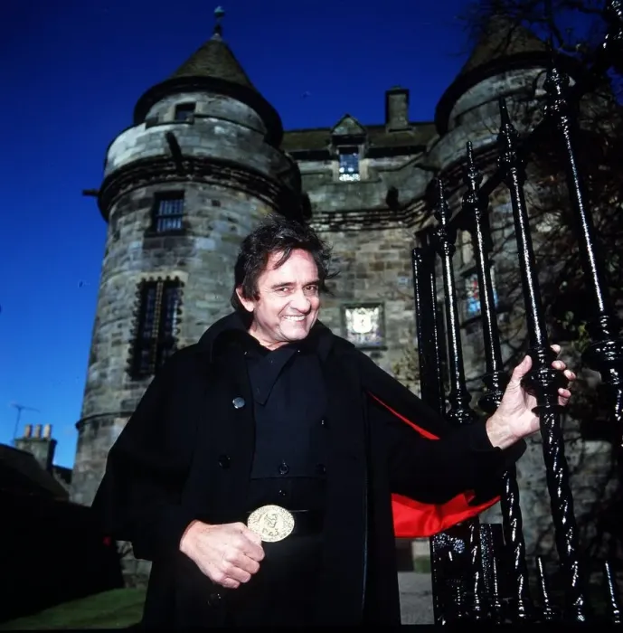 Framed Print : Johnny Cash at Falkland Palace, 1992 holding gate Framed Print : Johnny Cash at Falkland Palace, 1992 holding gate