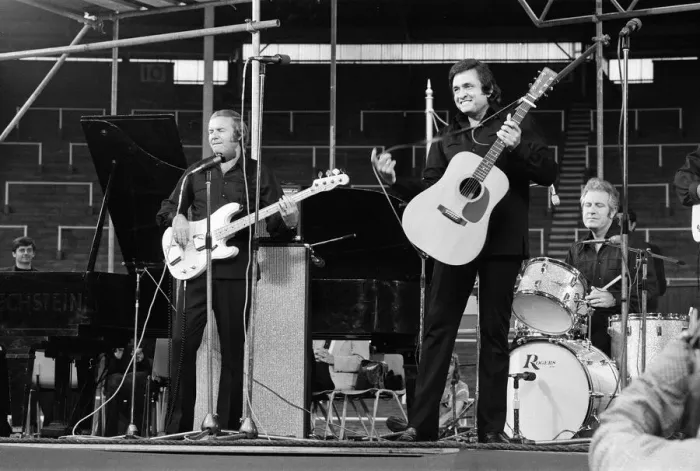 Framed Print : Johnny Cash at the Spree 73, a major Christian festival at Wembley Arena, London Framed Print : Johnny Cash at the Spree 73, a major Christian festival at Wembley Arena, London