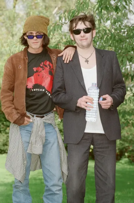 Framed Print : Johnny Depp (left in the hat) and singer Shane MacGowan Framed Print : Johnny Depp (left in the hat) and singer Shane MacGowan