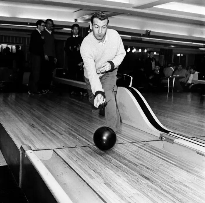 Framed Print : Johnny Haynes and the Fulham squad hit the bowling alley for a spot of team bonding