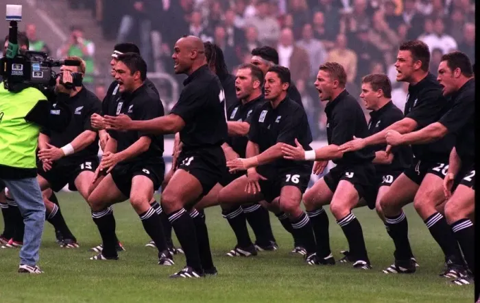Framed Print : Jonah Lomu October 1999 and team mates the Kiwis do the Hakka Framed Print : Jonah Lomu October 1999 and team mates the Kiwis do the Hakka