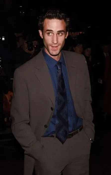 Framed Print : Joseph Fiennes at film premiere Shakespeare In Love Jan 1999 at Empire Leicester Square Framed Print : Joseph Fiennes at film premiere Shakespeare In Love Jan 1999 at Empire Leicester Square