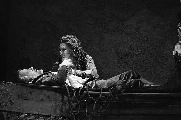Judi Dench and Anthony Hopkins in Antony and Cleopatra, National Theatre, London