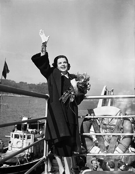Judy Garland, american film star, arrives in Plymouth (England