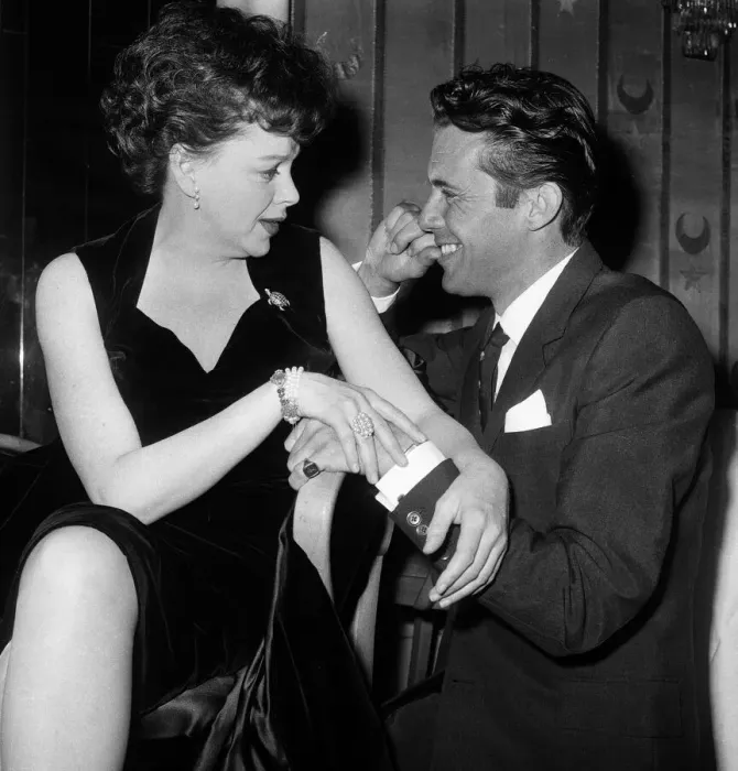Framed Print : Judy Garland and Dirk Bogarde in London. 1969 Framed Print : Judy Garland and Dirk Bogarde in London. 1969