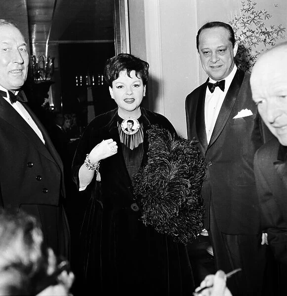 Judy Garland in London alongside her husband Sidney Luft. 1960