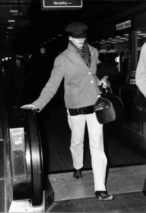 Framed Print : Julia Roberts actress departs Heathrow for Los Angeles