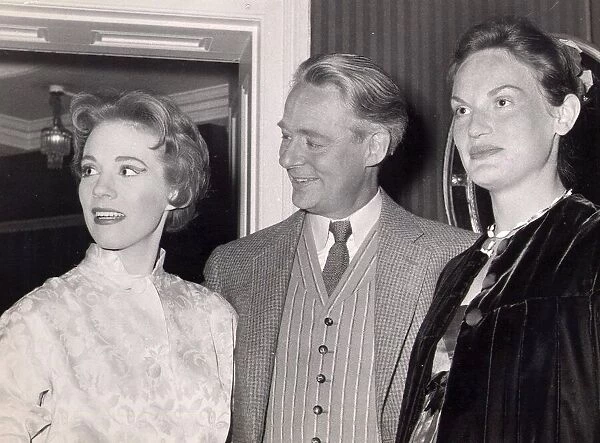 Julie Andrews with Alec Clunes and his wife backstage during My Fair Lady at the Theatre