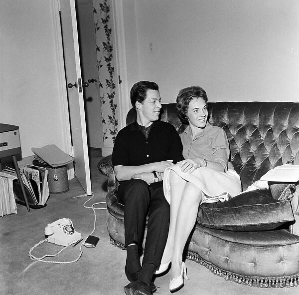 Julie Andrews and her husband Tony Walton. 30th June 1959