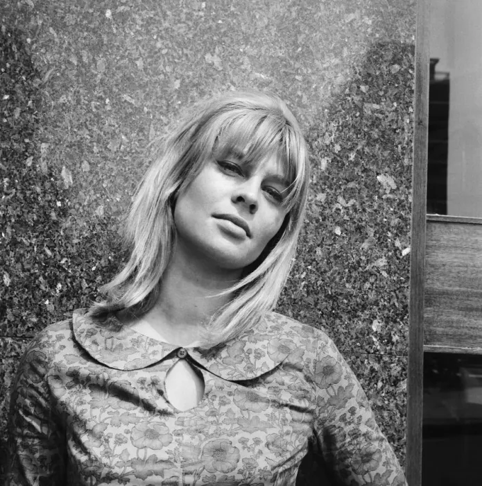 Framed Print : Julie Christie at Birmingham Repertory Theatre. 24th July 1963 Framed Print : Julie Christie at Birmingham Repertory Theatre. 24th July 1963