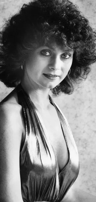 Framed Print : Julie Coulson, Model, Studio Pix, February 1987 Framed Print : Julie Coulson, Model, Studio Pix, February 1987