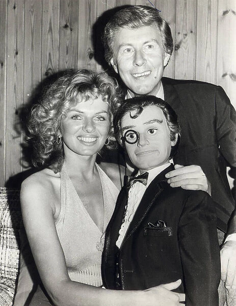 Julie Edge and Ray Alan with Lord Charles his dummy 1974 - 01  /  01  /  1974