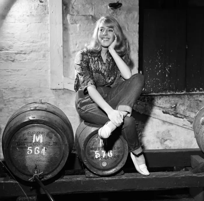 Framed Print : Julie Goodyear, aged 21, a Solicitors Secretary, is the daughter of the licensee of Framed Print : Julie Goodyear, aged 21, a Solicitors Secretary, is the daughter of the licensee of