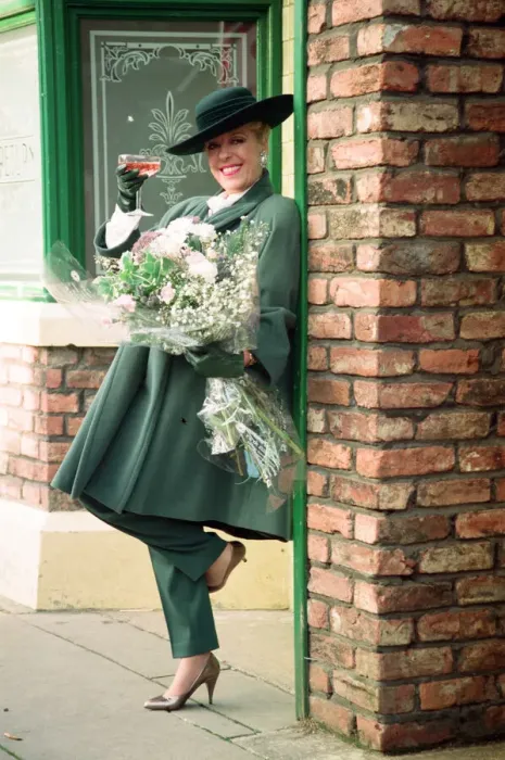 Framed Print : Julie Goodyear is pictured outside The Rovers Return on the set of Coronation Street