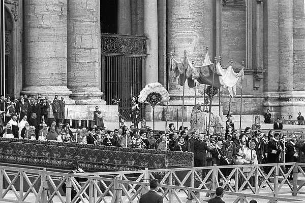 June 1962 Pope John XXIII during a solemn ceremony at St Peters Basilica Rome