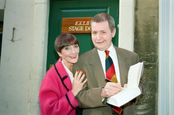 Framed Print : June Brown and Tony Warren at the Theatre Royal, Bath. 7th January 1994 Framed Print : June Brown and Tony Warren at the Theatre Royal, Bath. 7th January 1994