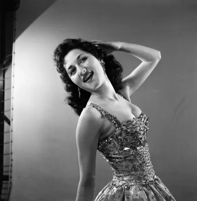 Framed Print : Just waiting for a break is 18-year- old singer Janice Peters who Framed Print : Just waiting for a break is 18-year- old singer Janice Peters who