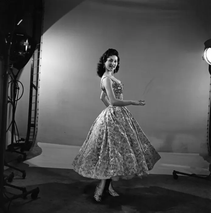 Framed Print : Just waiting for a break is 18-year- old singer Janice Peters who Framed Print : Just waiting for a break is 18-year- old singer Janice Peters who