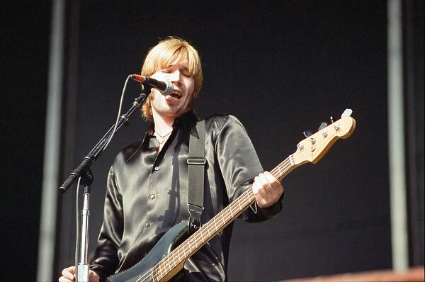 Justin Currie, lead singer of the British rock group Del Amitri