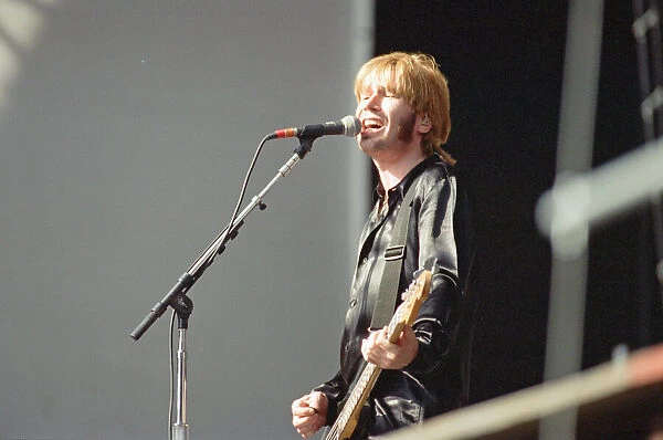 Justin Currie, lead singer of the British rock group Del Amitri