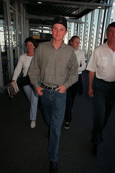 Justin Rose Golf September 1998 Schoolboy golf champion arriving at Heathrow