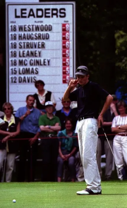Framed Print : Justin Rose misses a putt on the fourth hole at the Dutch Open Golf Championships